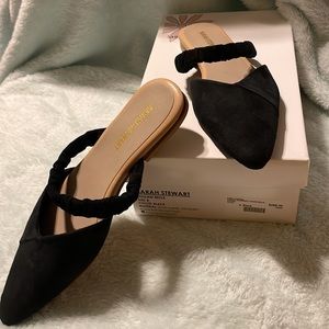 Sarah Stewart Logan Mule black- Sz 8